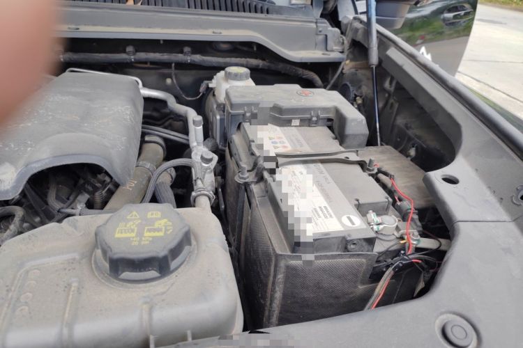 Used Haval H9 2024 2.0T Gasoline All-Wheel-Drive Extreme Edition Engine Bay Left
