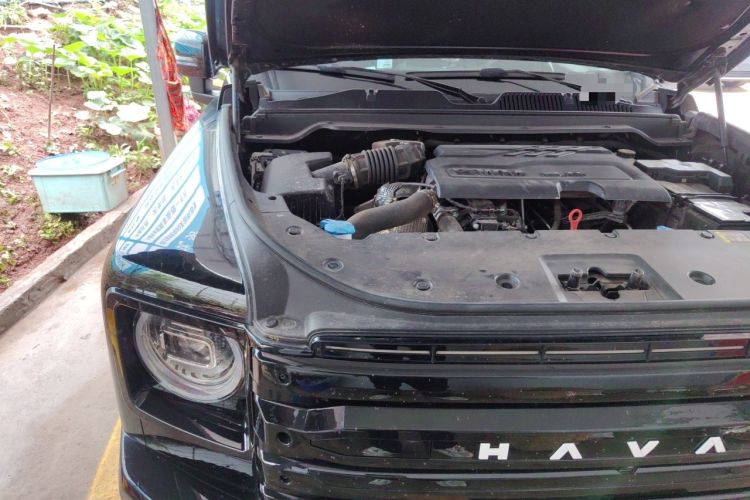Used Haval H9 2024 2.4T Diesel 4x4 Extreme Edition Engine Bay Right