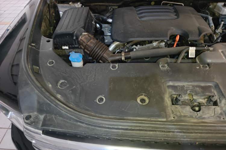 Used Haval H9 2024 2.0T Gasoline 4x4 Territory Edition Engine Bay Right