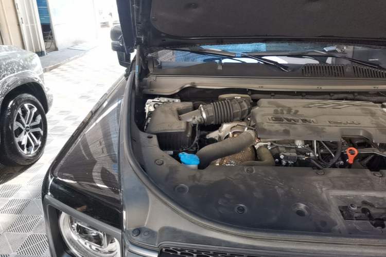 Used Haval H9 2024 2.4T Diesel 4x4 Extreme Edition Engine Bay Right
