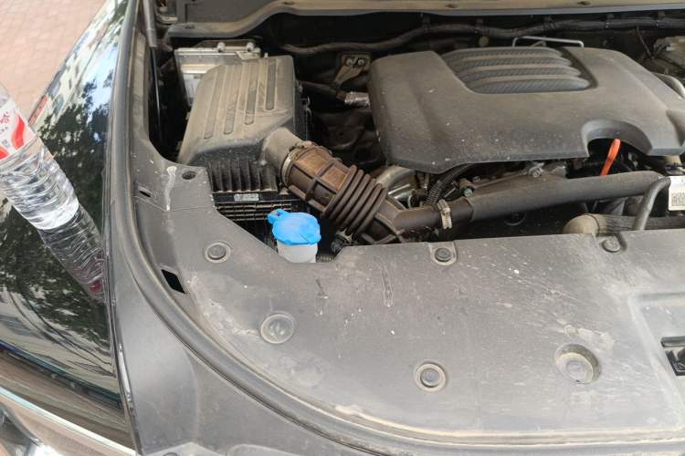 Used Haval H9 2024 2.0T Gasoline All-Wheel-Drive Extreme Edition Engine Bay Right