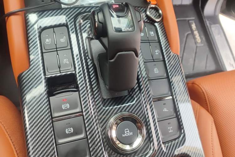 Used Haval H9 2024 2.0T Gasoline All-Wheel-Drive Extreme Edition Gear Lever