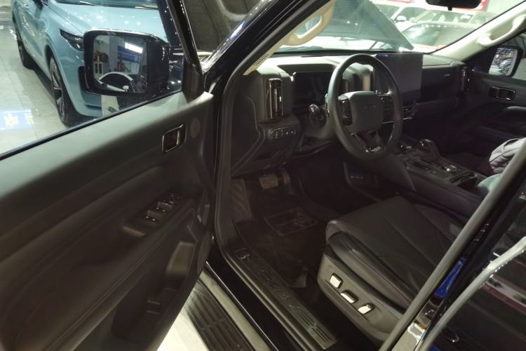 Used Haval H9 2024 2.4T Diesel 4x4 Territory Edition Interior 3