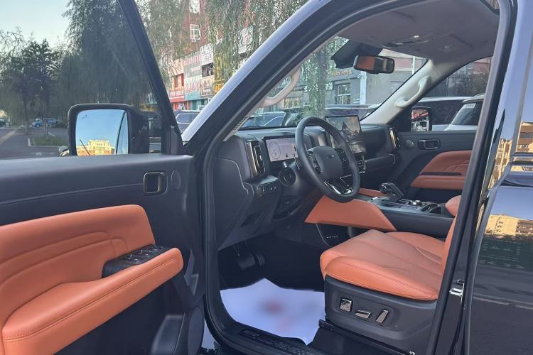 Used Haval H9 2024 2.0T Gasoline All-Wheel-Drive Extreme Edition Interior 3