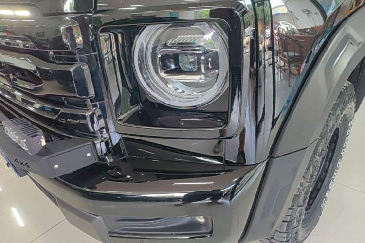 Used Haval H9 2024 2.0T Gasoline All-Wheel-Drive Extreme Edition Left Front Headlight