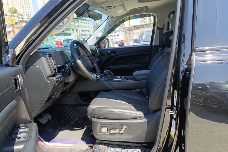 Used Haval H9 2024 2.0T Gasoline 4x4 Territory Edition Left Front Seat