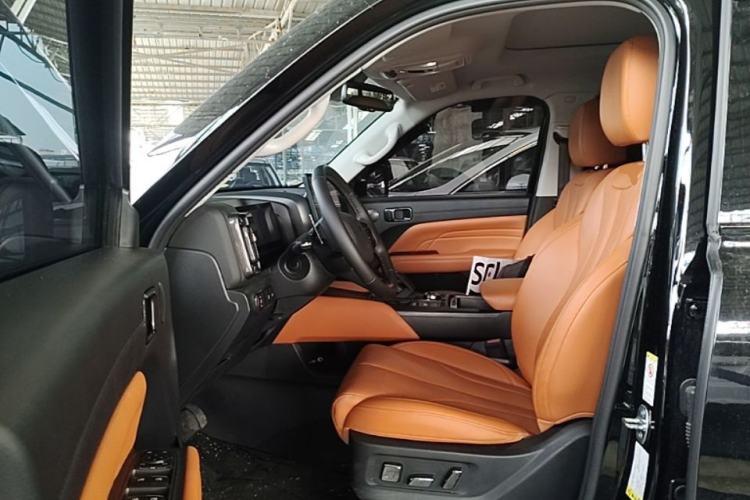 Used Haval H9 2024 2.0T Gasoline All-Wheel-Drive Extreme Edition Left Front Seat