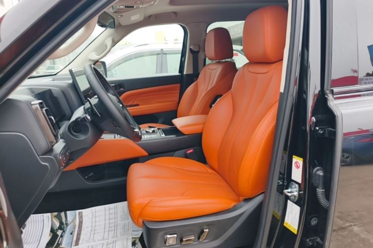 Used Haval H9 2024 2.0T Gasoline All-Wheel-Drive Extreme Edition Left Front Seat