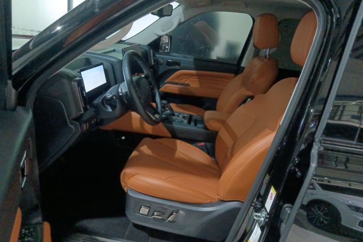 Used Haval H9 2024 2.0T Gasoline All-Wheel-Drive Extreme Edition Left Front Seat