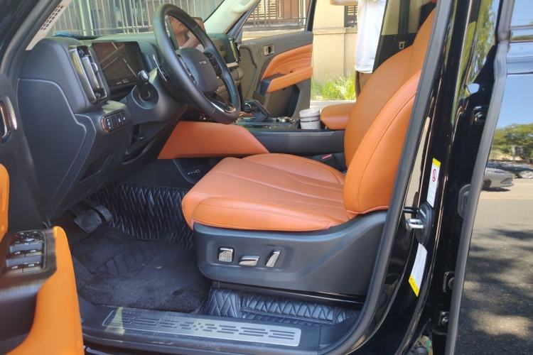 Used Haval H9 2024 2.0T Gasoline All-Wheel-Drive Extreme Edition Left Front Seat