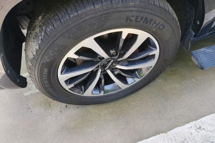 Used Haval H9 2024 2.4T Diesel 4x4 Extreme Edition Left Front Wheel Hub