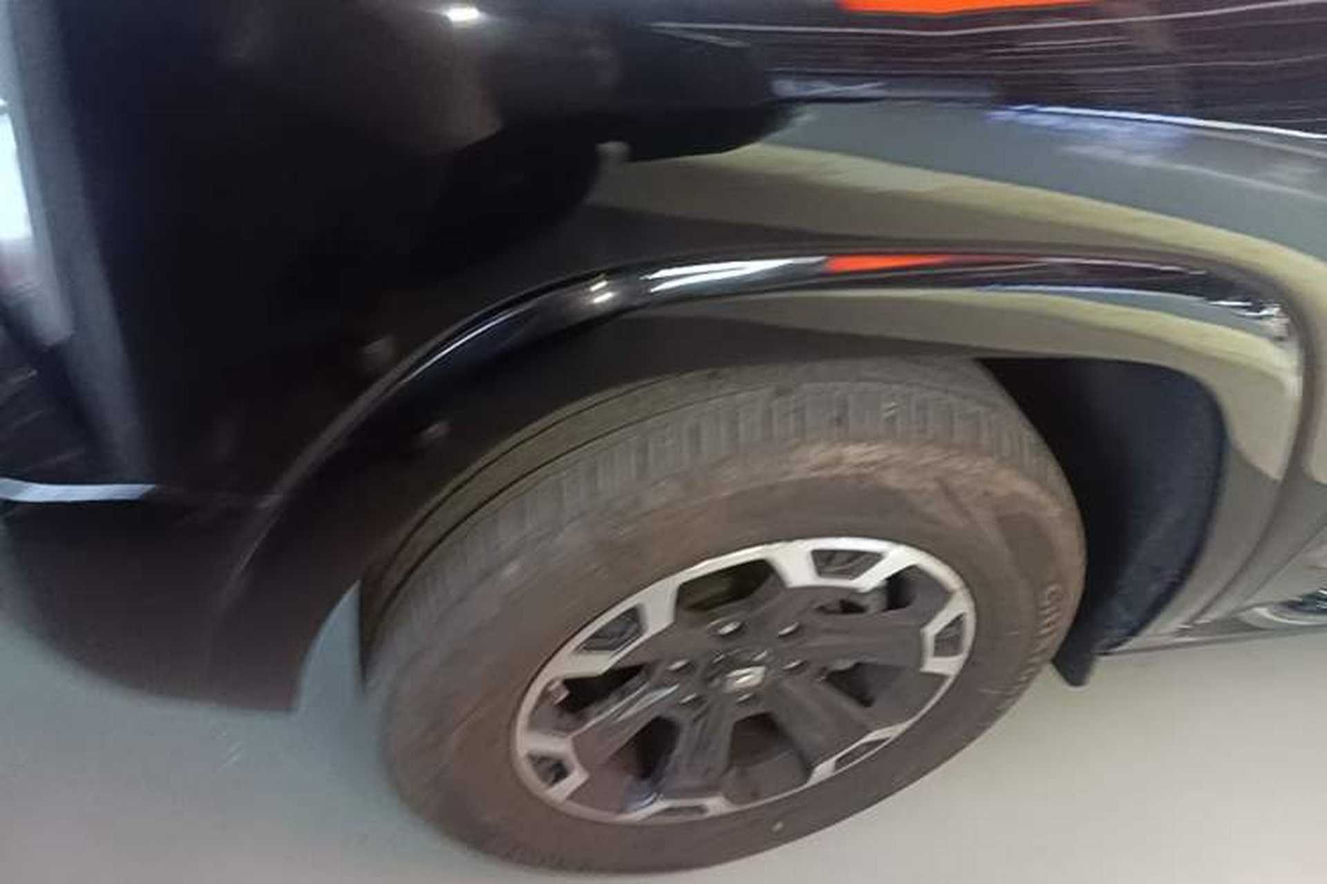 Used Haval H9 2024 2.0T Gasoline All-Wheel-Drive Extreme Edition Left Front Wheel Hub