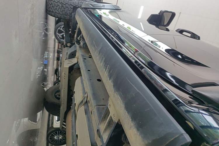 Used Haval H9 2024 2.0T Gasoline All-Wheel-Drive Extreme Edition Left Side Sill