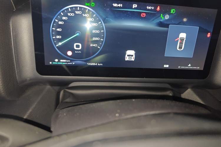 Used Haval H9 2024 2.4T Diesel 4x4 Territory Edition Odometer Close Up