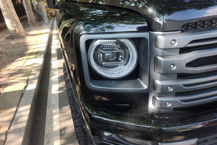 Used Haval H9 2024 2.0T Gasoline All-Wheel-Drive Extreme Edition Right Front Headlight