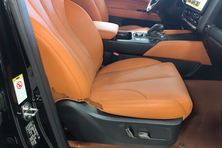 Used Haval H9 2024 2.4T Diesel 4x4 Extreme Edition Right Front Seat