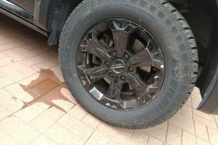 Used Haval H9 2024 2.4T Diesel 4x4 Extreme Edition Right Front Wheel Hub