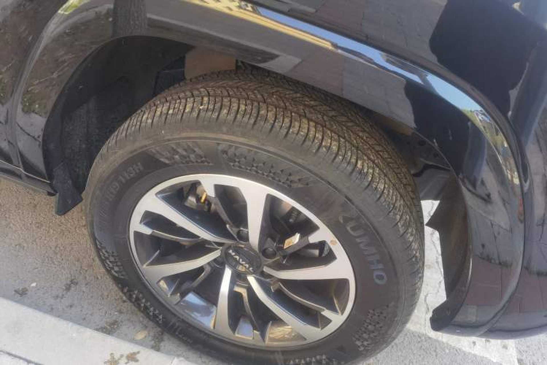 Used Haval H9 2024 2.0T Gasoline All-Wheel-Drive Extreme Edition Right Front Wheel Hub