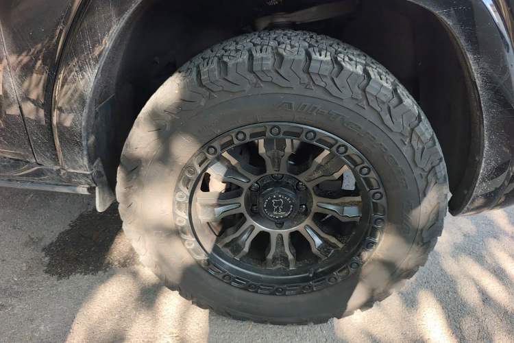 Used Haval H9 2024 2.0T Gasoline All-Wheel-Drive Extreme Edition Right Front Wheel Hub
