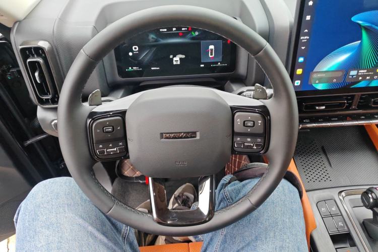 Used Haval H9 2024 2.0T Gasoline All-Wheel-Drive Extreme Edition Steering Wheel