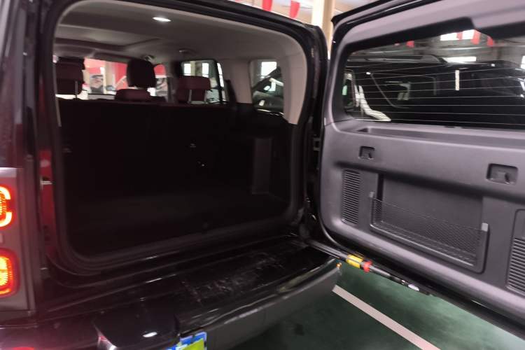 Used Haval H9 2024 2.0T Gasoline All-Wheel-Drive Extreme Edition Trunk
