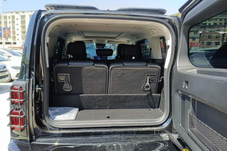 Used Haval H9 2024 2.0T Gasoline 4x4 Territory Edition Trunk
