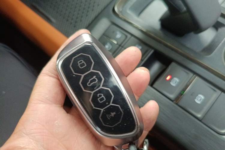 Used Haval H9 2024 2.4T Diesel 4x4 Extreme Edition Vehicle Key