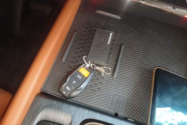Used Haval H9 2024 2.0T Gasoline All-Wheel-Drive Extreme Edition Vehicle Key