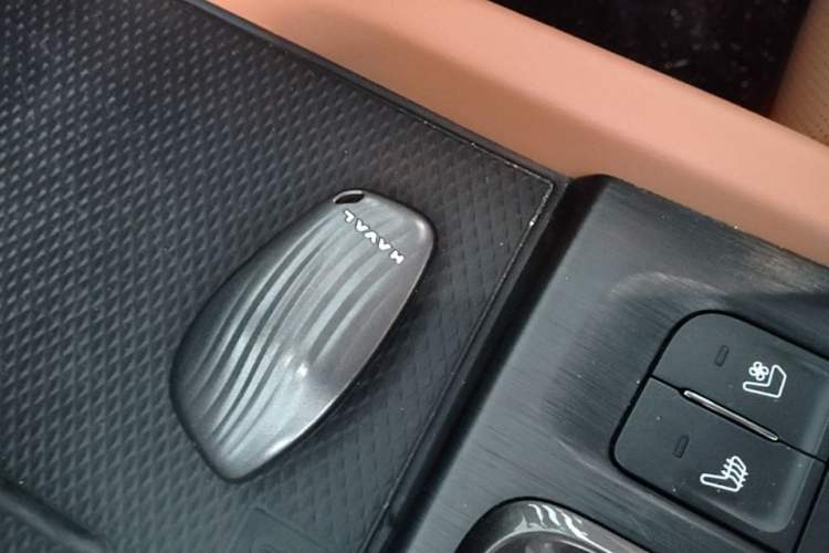 Used Haval H9 2024 2.0T Gasoline All-Wheel-Drive Extreme Edition Vehicle Key