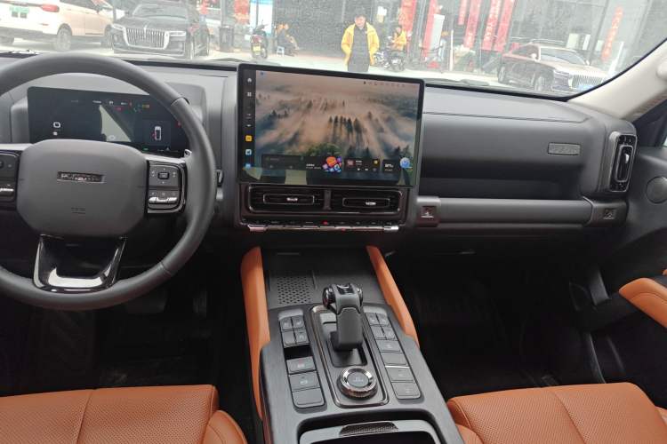 Used Haval H9 2024 2.0T Gasoline All-Wheel-Drive Extreme Edition Audio And AC Panel