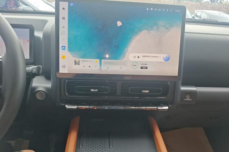 Used Haval H9 2024 2.0T Gasoline All-Wheel-Drive Extreme Edition Audio And AC Panel