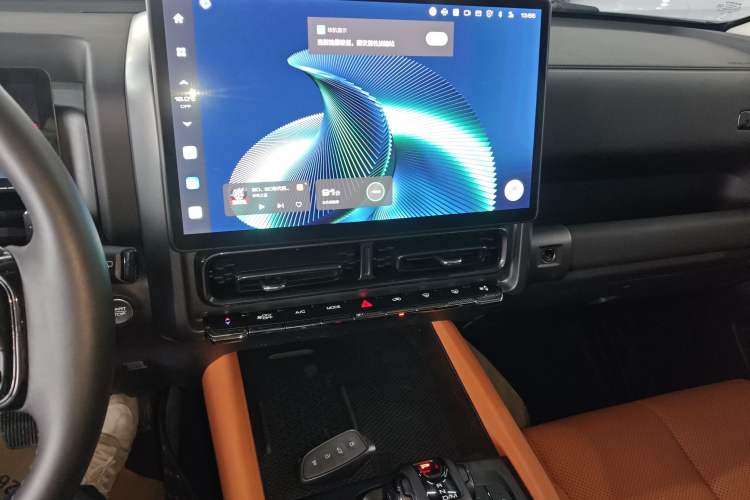 Used Haval H9 2024 2.0T Gasoline All-Wheel-Drive Extreme Edition Audio And AC Panel
