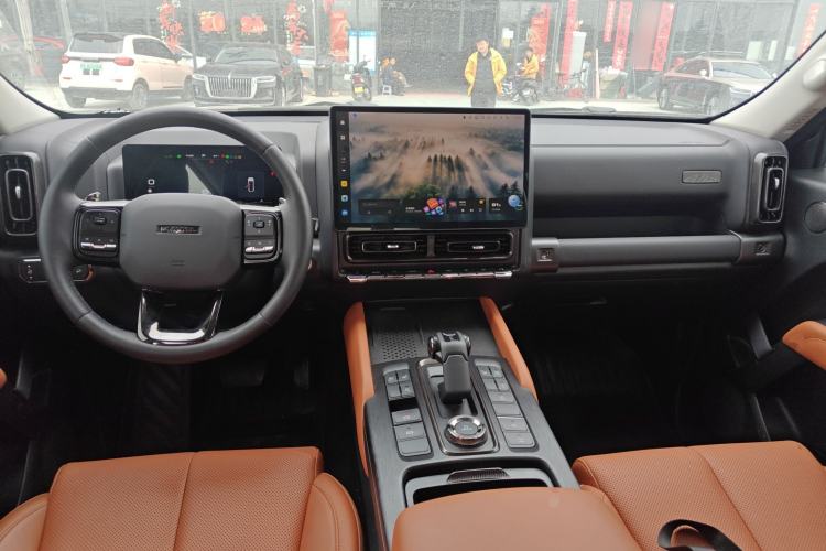 Used Haval H9 2024 2.0T Gasoline All-Wheel-Drive Extreme Edition Center Console