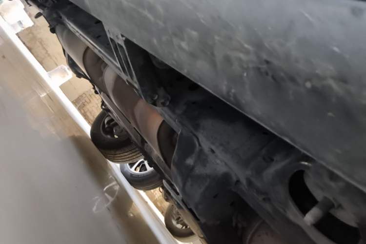 Used Haval H9 2024 2.0T Gasoline All-Wheel-Drive Extreme Edition Chassis Front Right