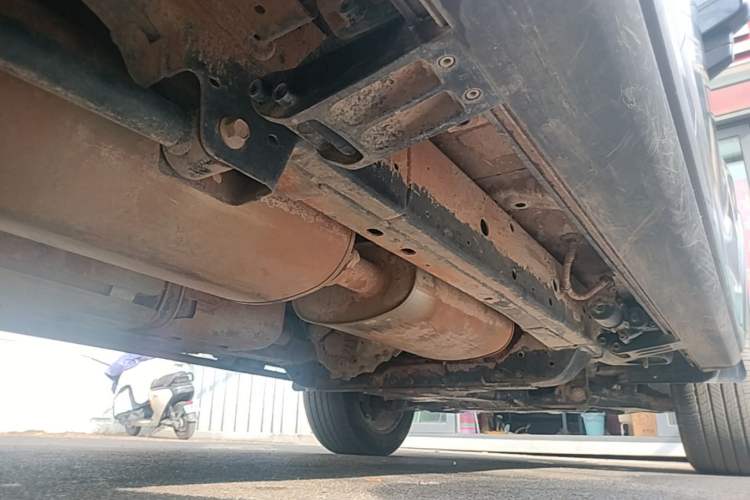 Used Haval H9 2024 2.0T Gasoline All-Wheel-Drive Extreme Edition Chassis Rear Right