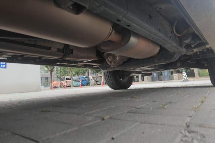 Used Haval H9 2024 2.0T Gasoline All-Wheel-Drive Extreme Edition Chassis Rear Right