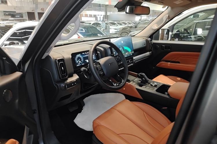 Used Haval H9 2024 2.0T Gasoline All-Wheel-Drive Extreme Edition Driver Seat