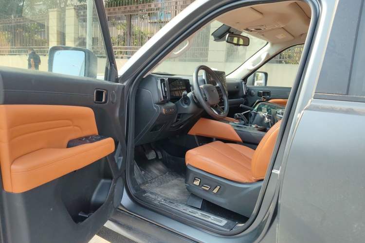Used Haval H9 2024 2.0T Gasoline All-Wheel-Drive Extreme Edition Driver Seat
