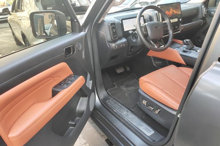 Used Haval H9 2024 2.0T Gasoline All-Wheel-Drive Extreme Edition Driver Seat