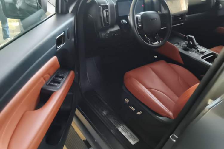Used Haval H9 2024 2.0T Gasoline All-Wheel-Drive Extreme Edition Driver Seat