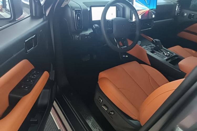 Used Haval H9 2024 2.0T Gasoline All-Wheel-Drive Extreme Edition Driver Seat