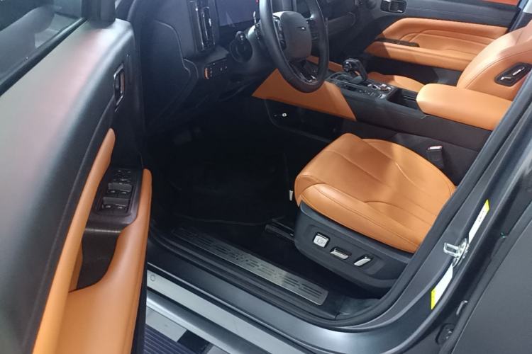Used Haval H9 2024 2.0T Gasoline All-Wheel-Drive Extreme Edition Driver Seat