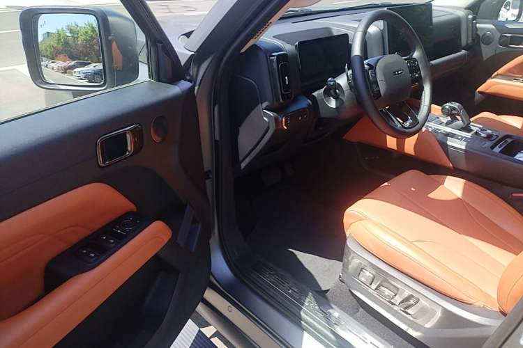 Used Haval H9 2024 2.0T Gasoline All-Wheel-Drive Extreme Edition Driver Seat