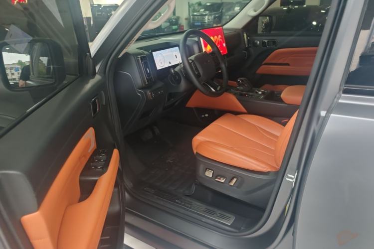 Used Haval H9 2024 2.0T Gasoline All-Wheel-Drive Extreme Edition Driver Seat