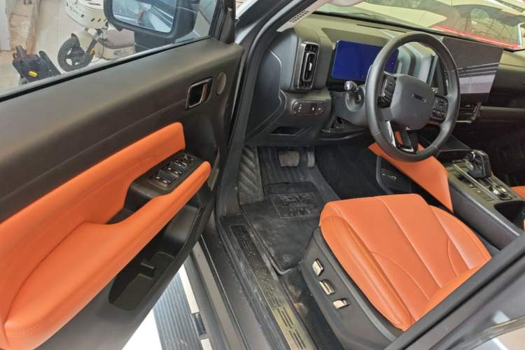 Used Haval H9 2024 2.0T Gasoline All-Wheel-Drive Extreme Edition Driver Seat