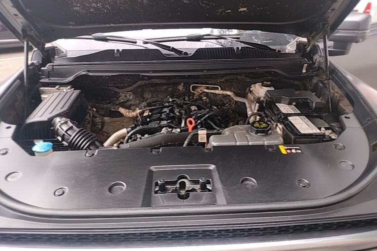 Used Haval H9 2024 2.0T Gasoline All-Wheel-Drive Extreme Edition Engine Bay
