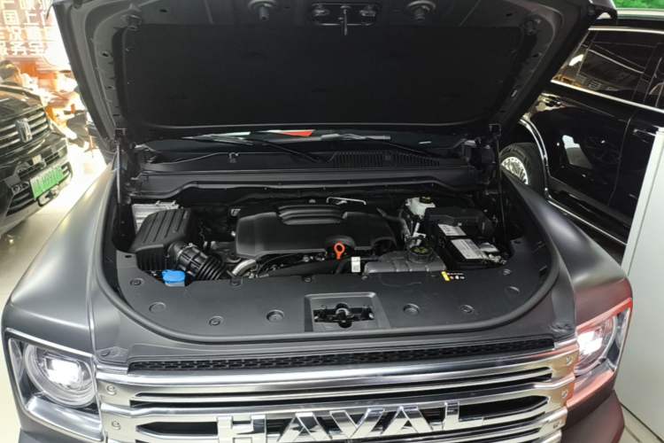 Used Haval H9 2024 2.0T Gasoline All-Wheel-Drive Extreme Edition Engine Bay
