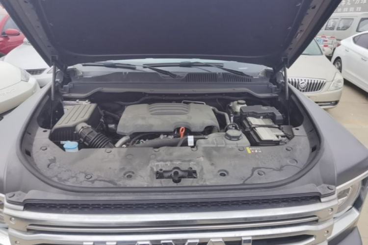 Used Haval H9 2024 2.0T Gasoline All-Wheel-Drive Extreme Edition Engine Bay