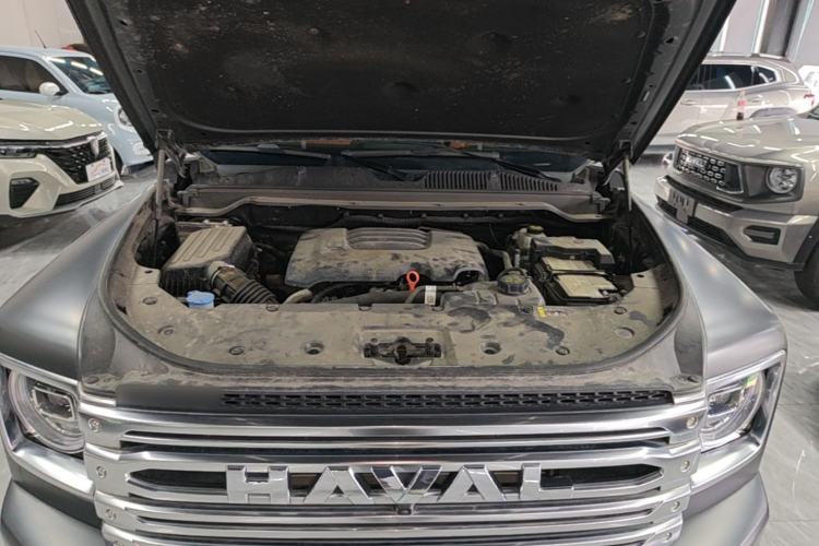 Used Haval H9 2024 2.0T Gasoline All-Wheel-Drive Extreme Edition Engine Bay
