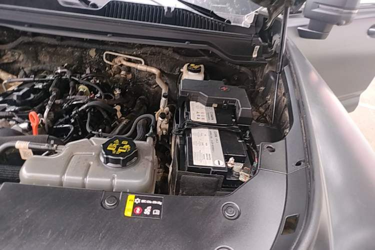 Used Haval H9 2024 2.0T Gasoline All-Wheel-Drive Extreme Edition Engine Bay Left